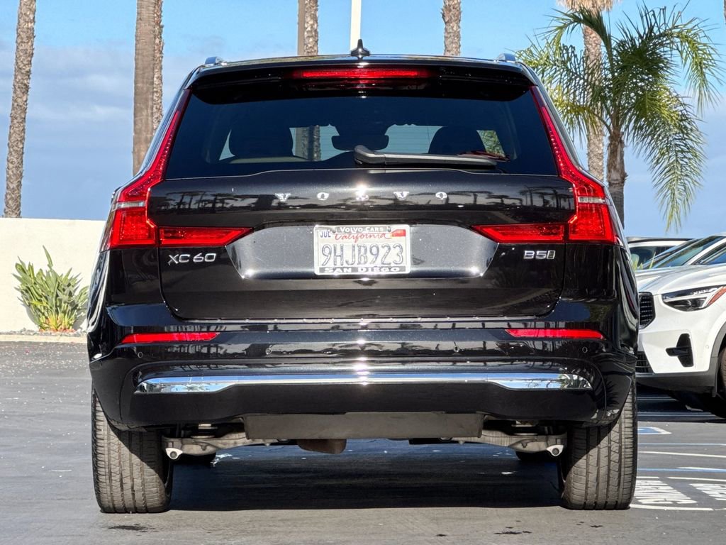 Certified 2023 Volvo XC60 B5 Plus w/ Climate Package AWD/4WD image 4