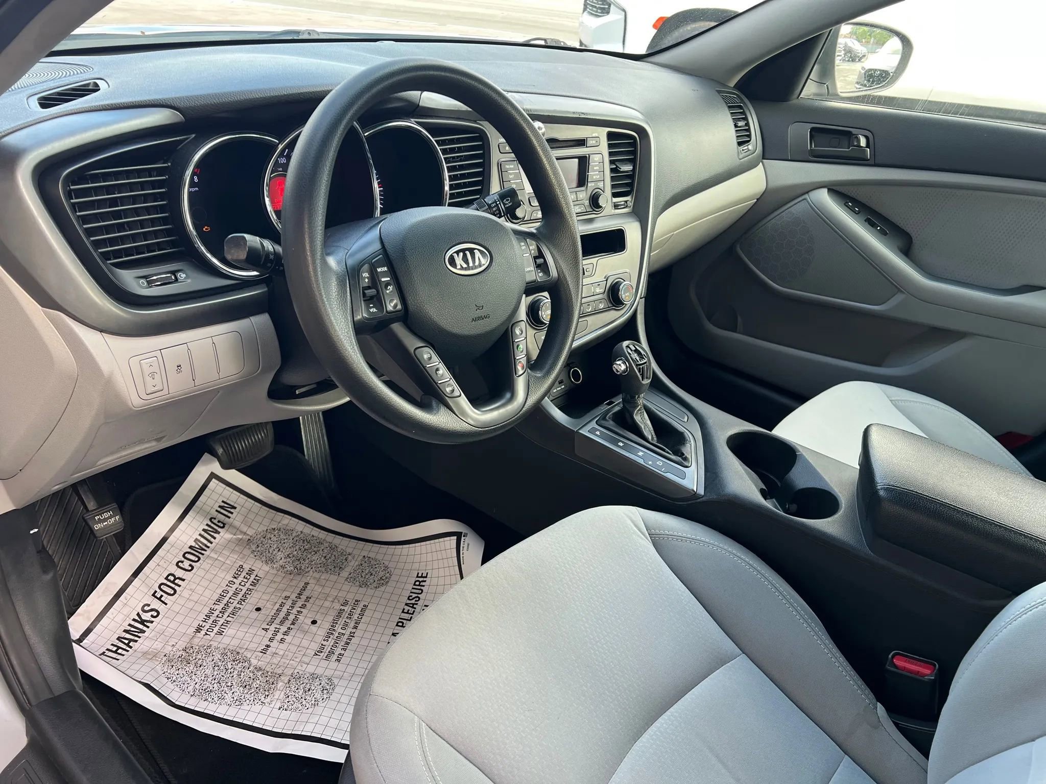 Used 2012 Kia Optima LX w/ Convenience Pkg image 12