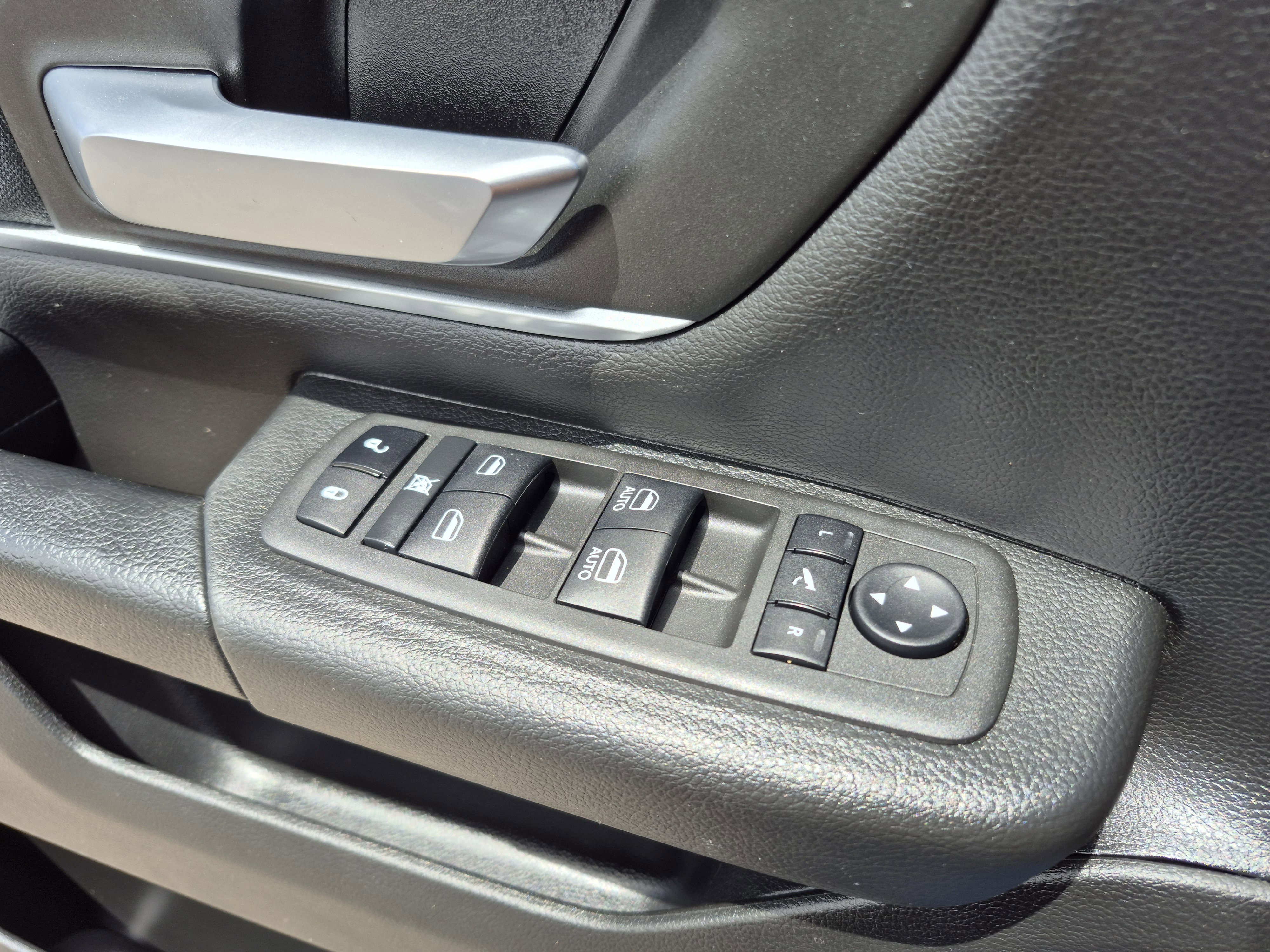 Used 2022 RAM 1500 Big Horn image 13