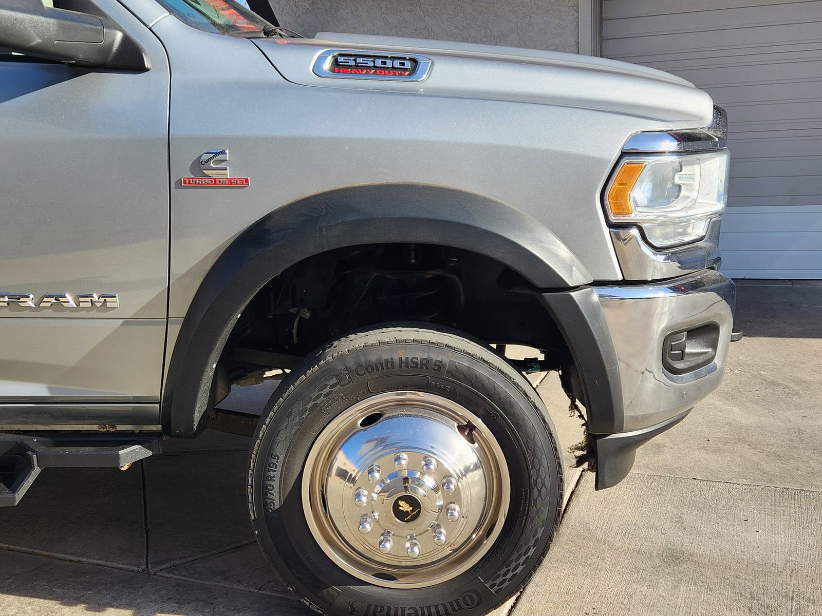 Used 2022 RAM 5500 Tradesman w/ Chrome Appearance Group image 10