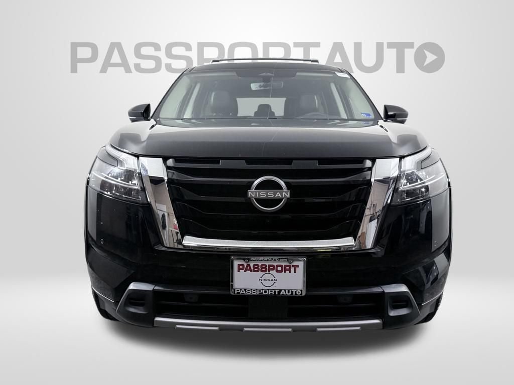 Certified 2024 Nissan Pathfinder SL AWD/4WD image 2