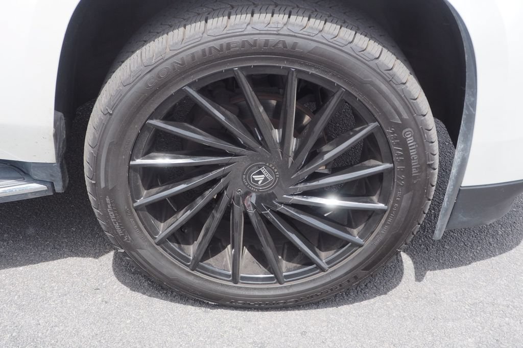 Used 2020 Cadillac Escalade Premium Luxury AWD/4WD image 10