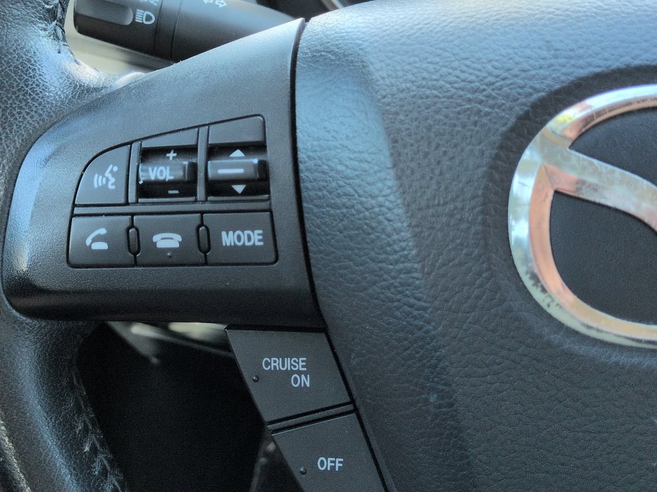 Used 2012 MAZDA MAZDA3 i Touring FWD image 19