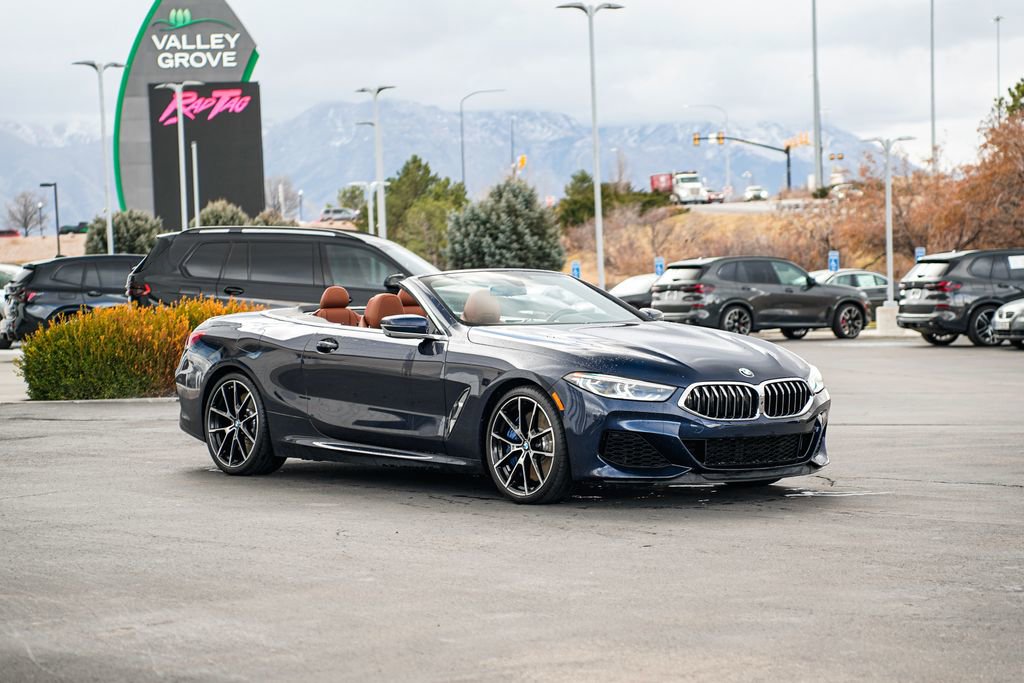 Used 2022 BMW M850i xDrive Convertible w/ Driving Assistance Package image 4