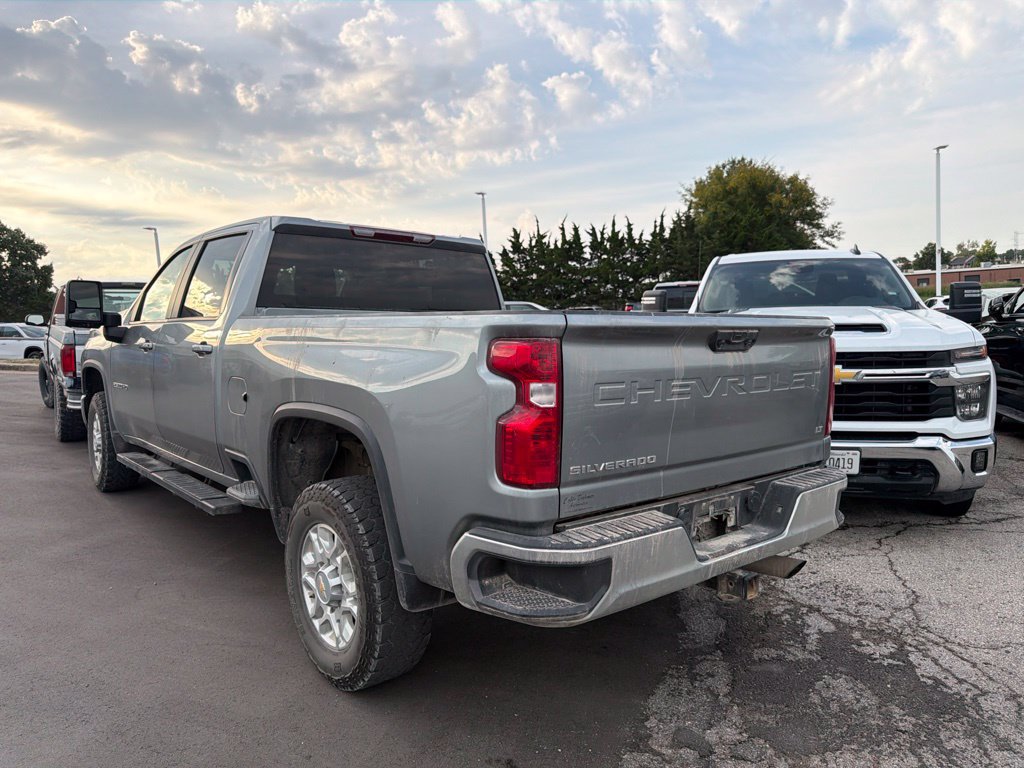 Used 2024 Chevrolet Silverado 2500 LT w/ Z71 Off-Road Package AWD/4WD image 4
