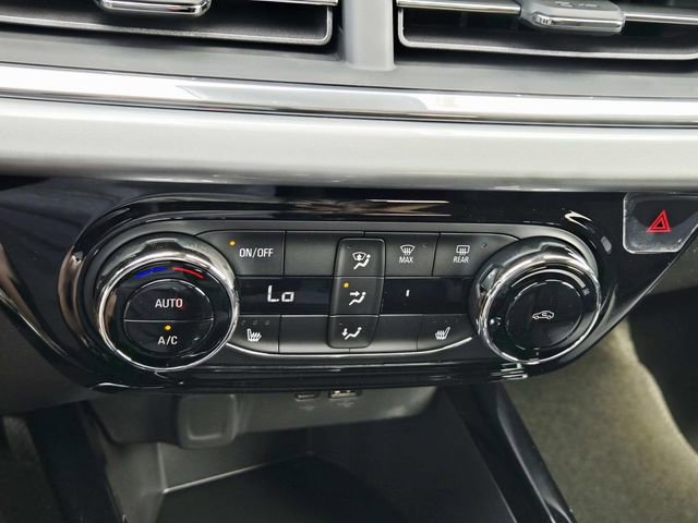 New 2026 Chevrolet Trax LT w/ Driver Confidence Package FWD image 21