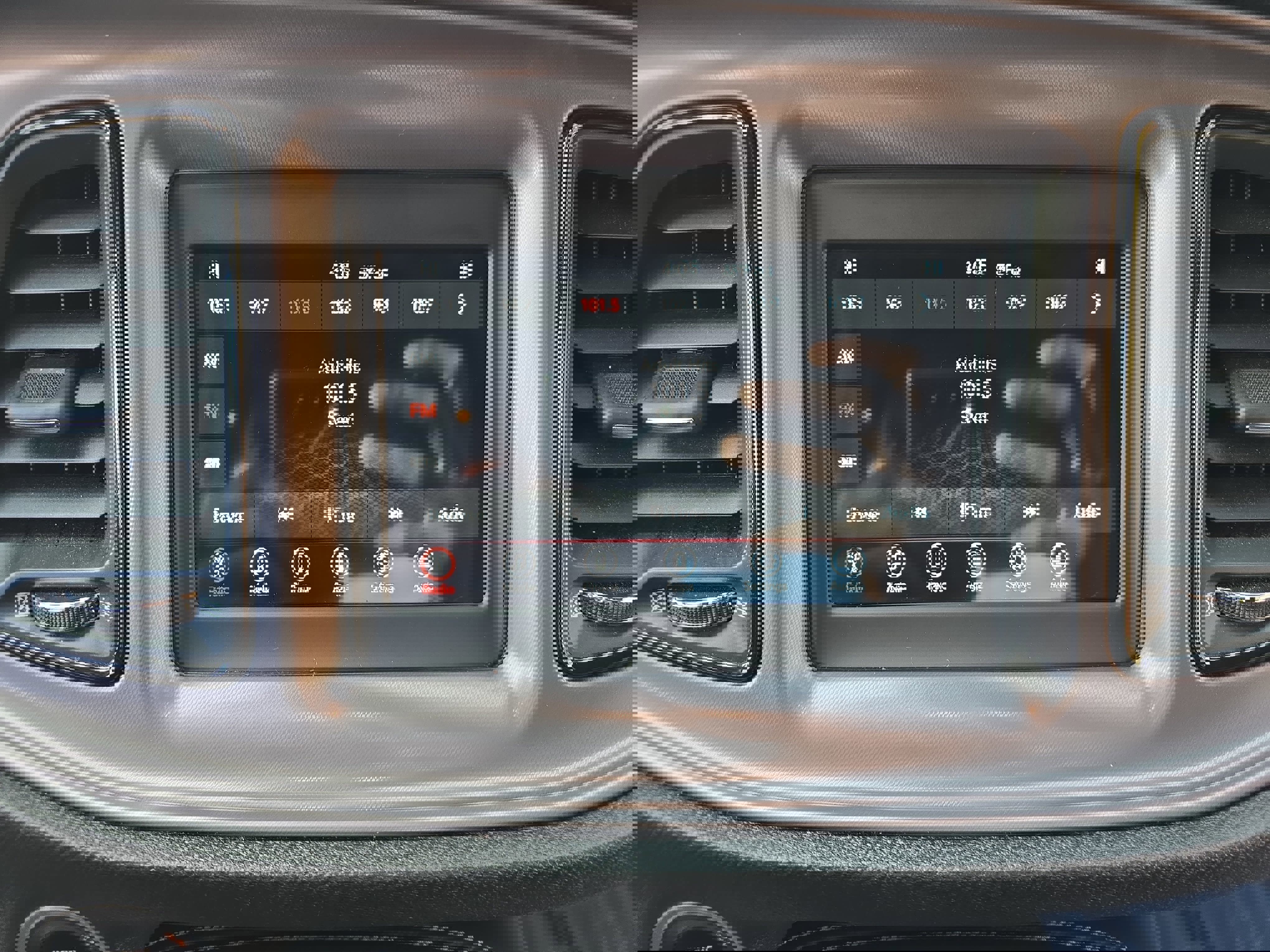 Used 2023 Dodge Challenger SXT w/ Blacktop Package image 20