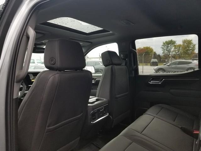 New 2026 GMC Sierra 1500 SLT w/ SLT Premium Package image 9