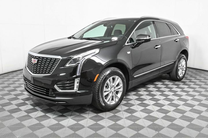 New 2025 Cadillac XT5 Luxury