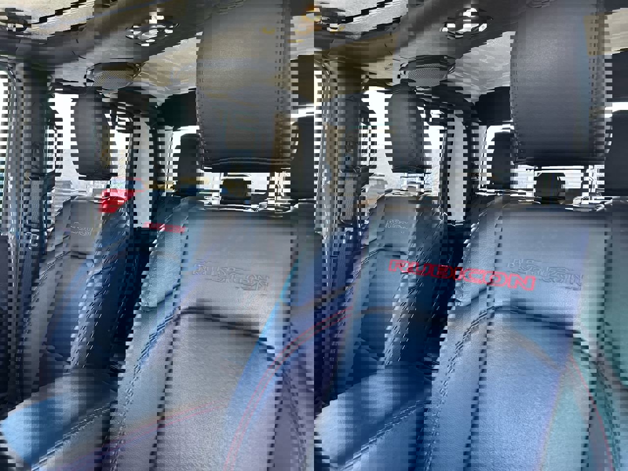 Used 2020 Jeep Gladiator Rubicon w/ LED Lighting Group AWD/4WD image 23