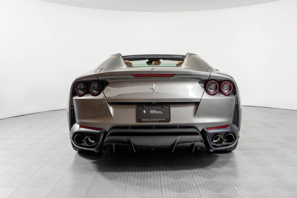Used 2023 Ferrari 812 GTS RWD image 10