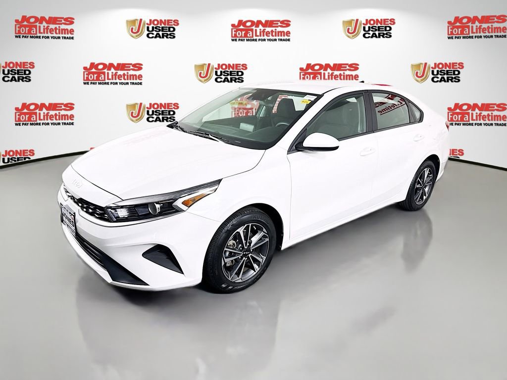 Used 2023 Kia Forte LXS FWD image 12