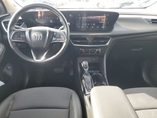 Certified 2024 Buick Encore GX Preferred AWD/4WD image 25