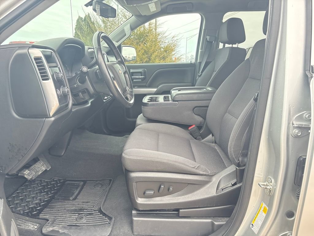 Used 2018 Chevrolet Silverado 1500 LT w/ All Star Edition image 12