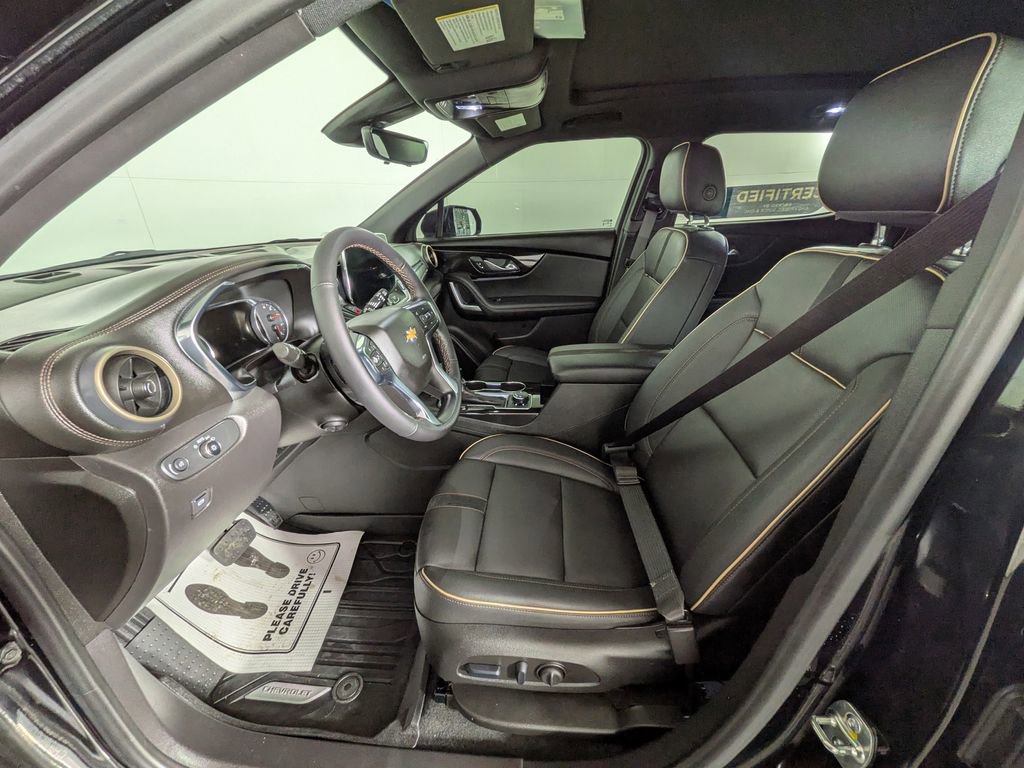 Certified 2025 Chevrolet Blazer Premier w/ Driver Confidence II Package image 19