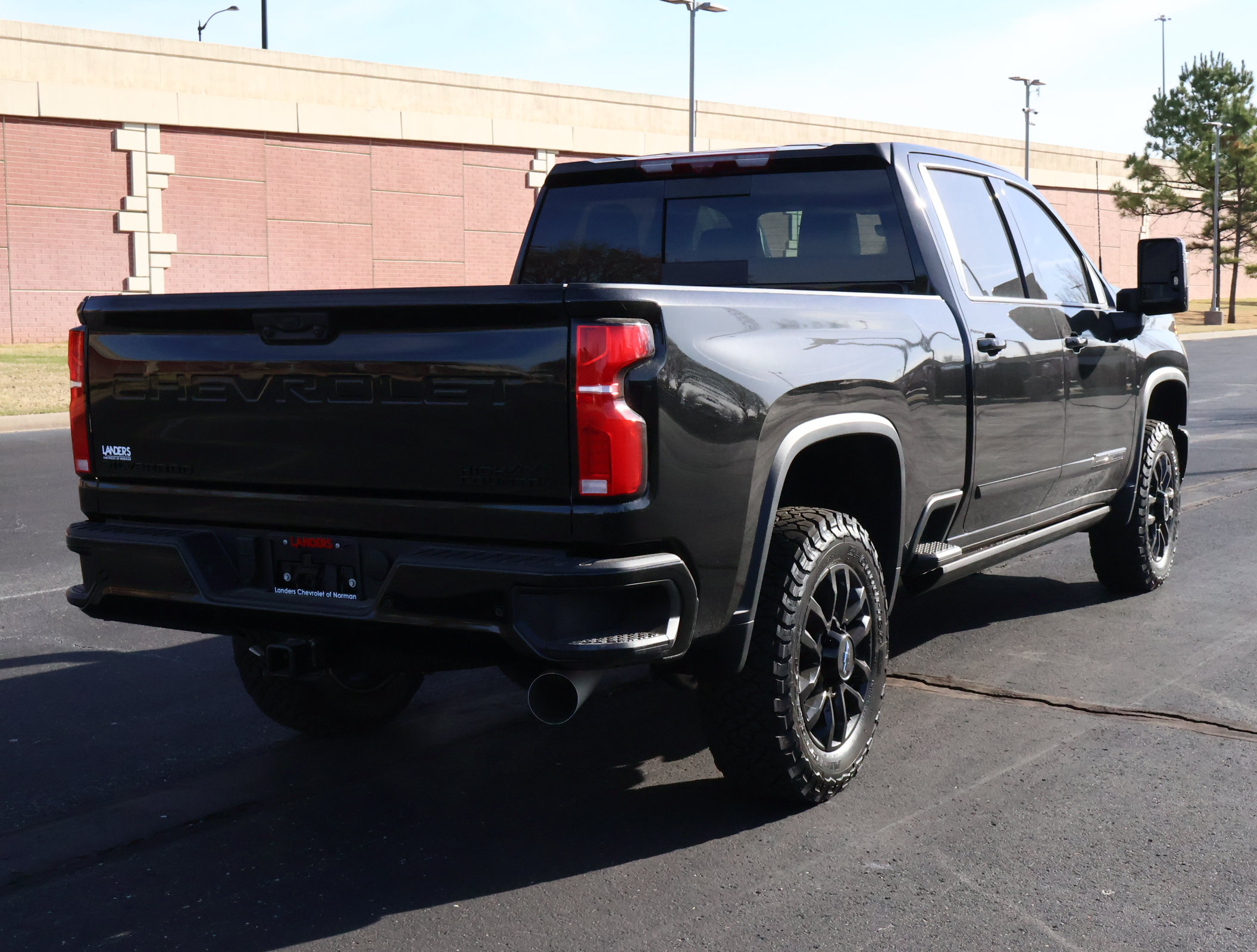 New 2026 Chevrolet Silverado 2500 High Country w/ Midnight Edition AWD/4WD image 32