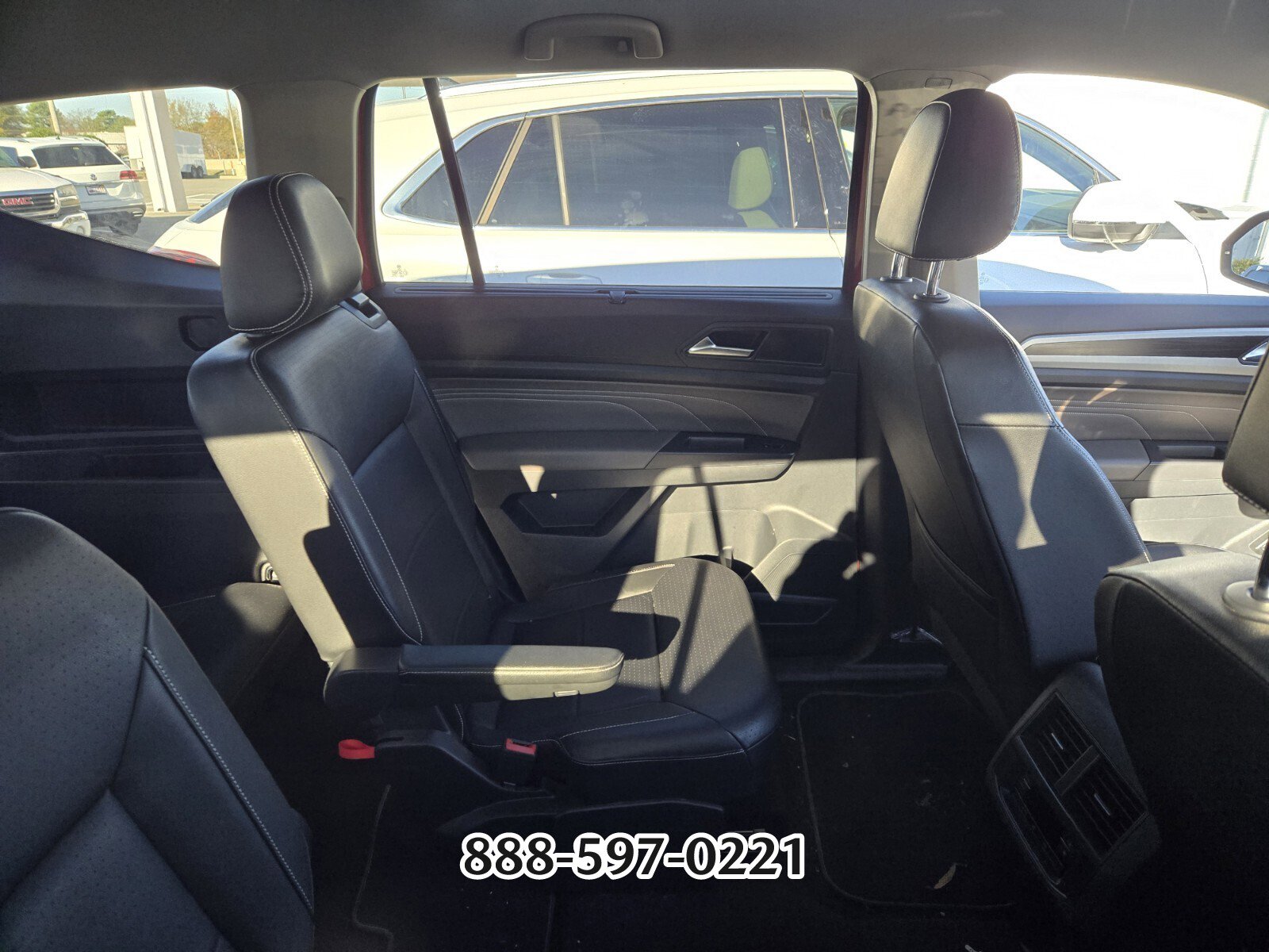 Used 2021 Volkswagen Atlas SE image 3