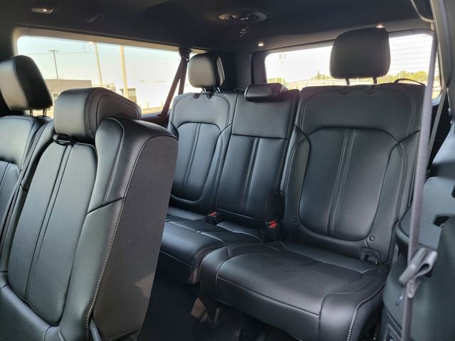 Certified 2024 Jeep Wagoneer L Base w/ Rear Seat Video Group 1 image 22