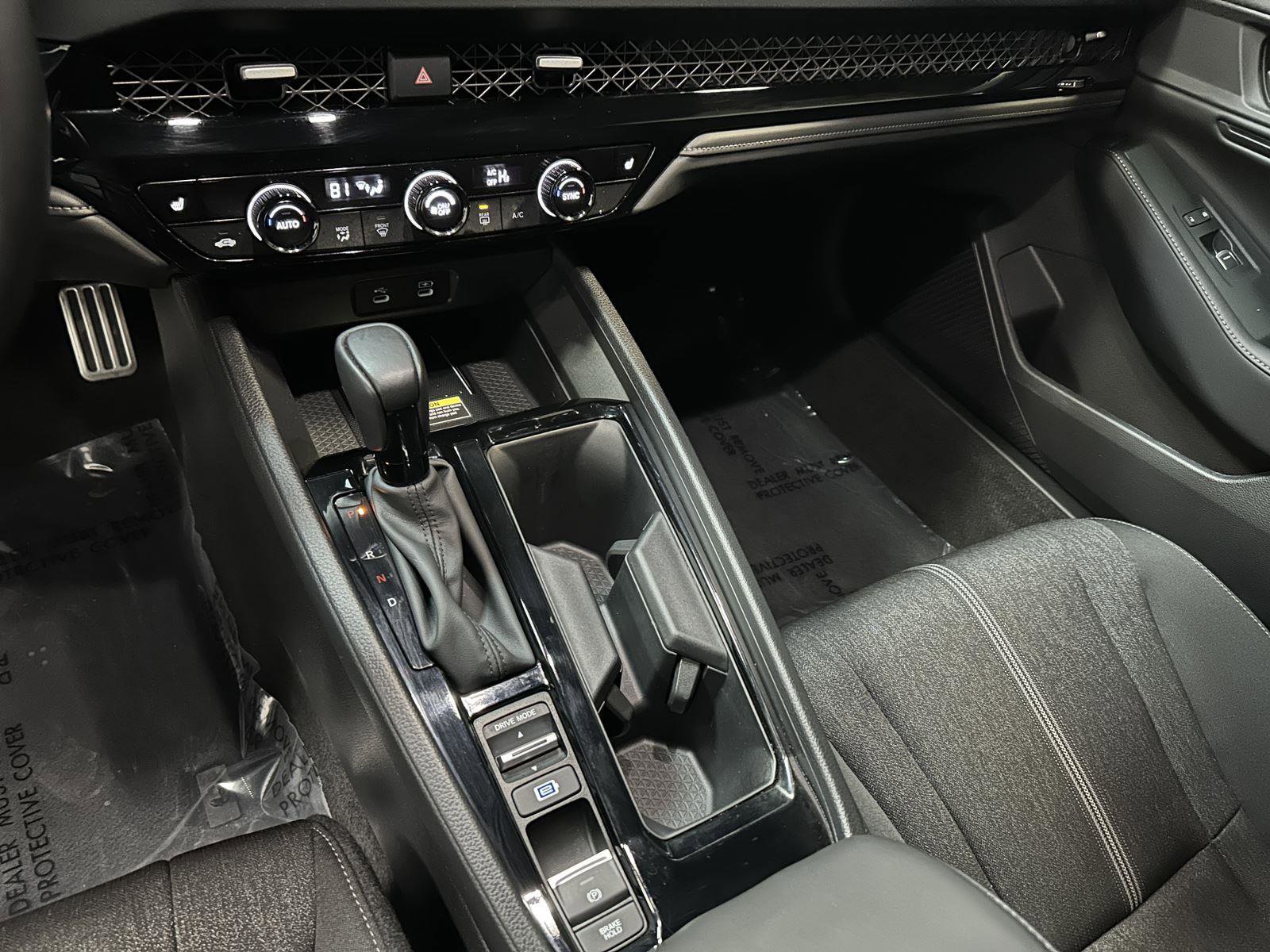 Used 2025 Honda Accord Sport image 29