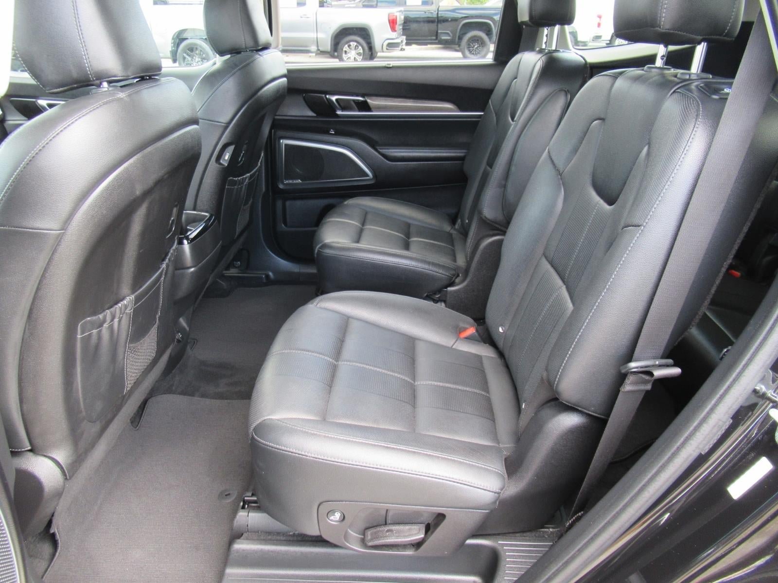 Used 2020 Kia Telluride SX w/ Towing Package FWD image 39