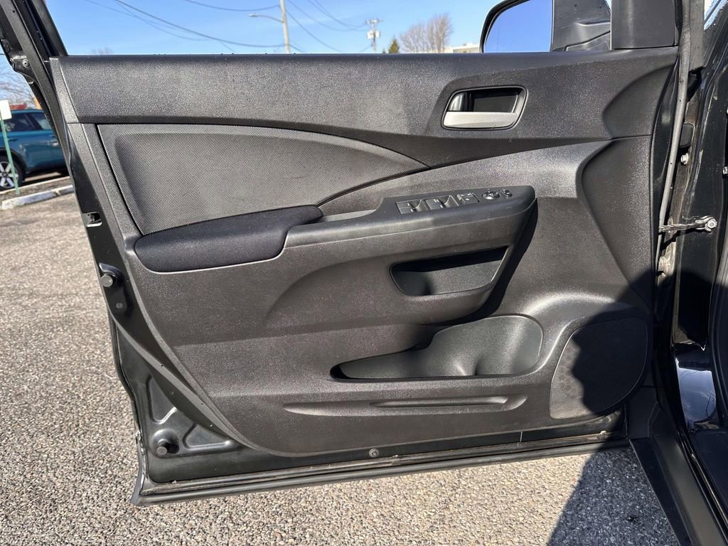 Used 2016 Honda CR-V LX image 7