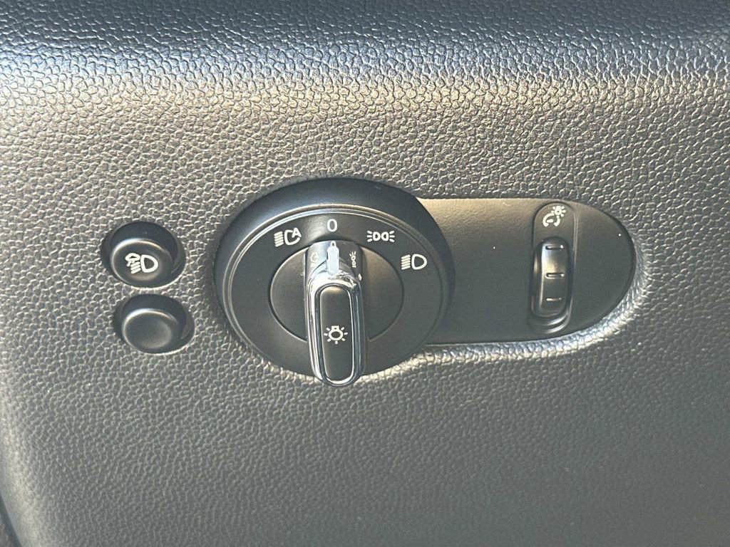 Certified 2024 MINI Cooper S FWD image 21