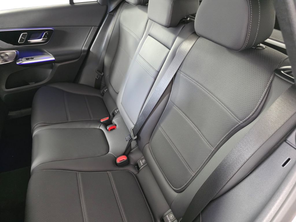 New 2026 Mercedes-Benz GLC 300 image 12