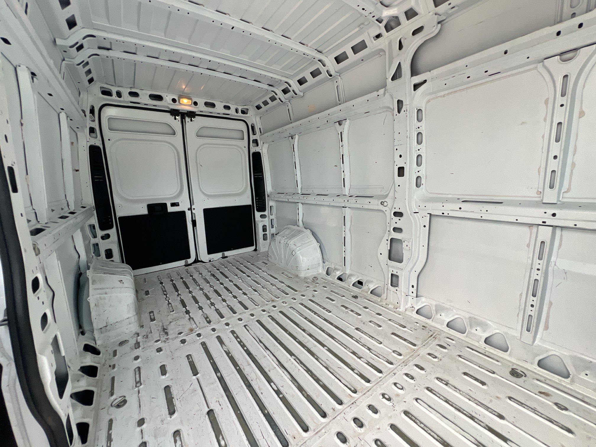 Used 2023 RAM ProMaster 2500 FWD image 30