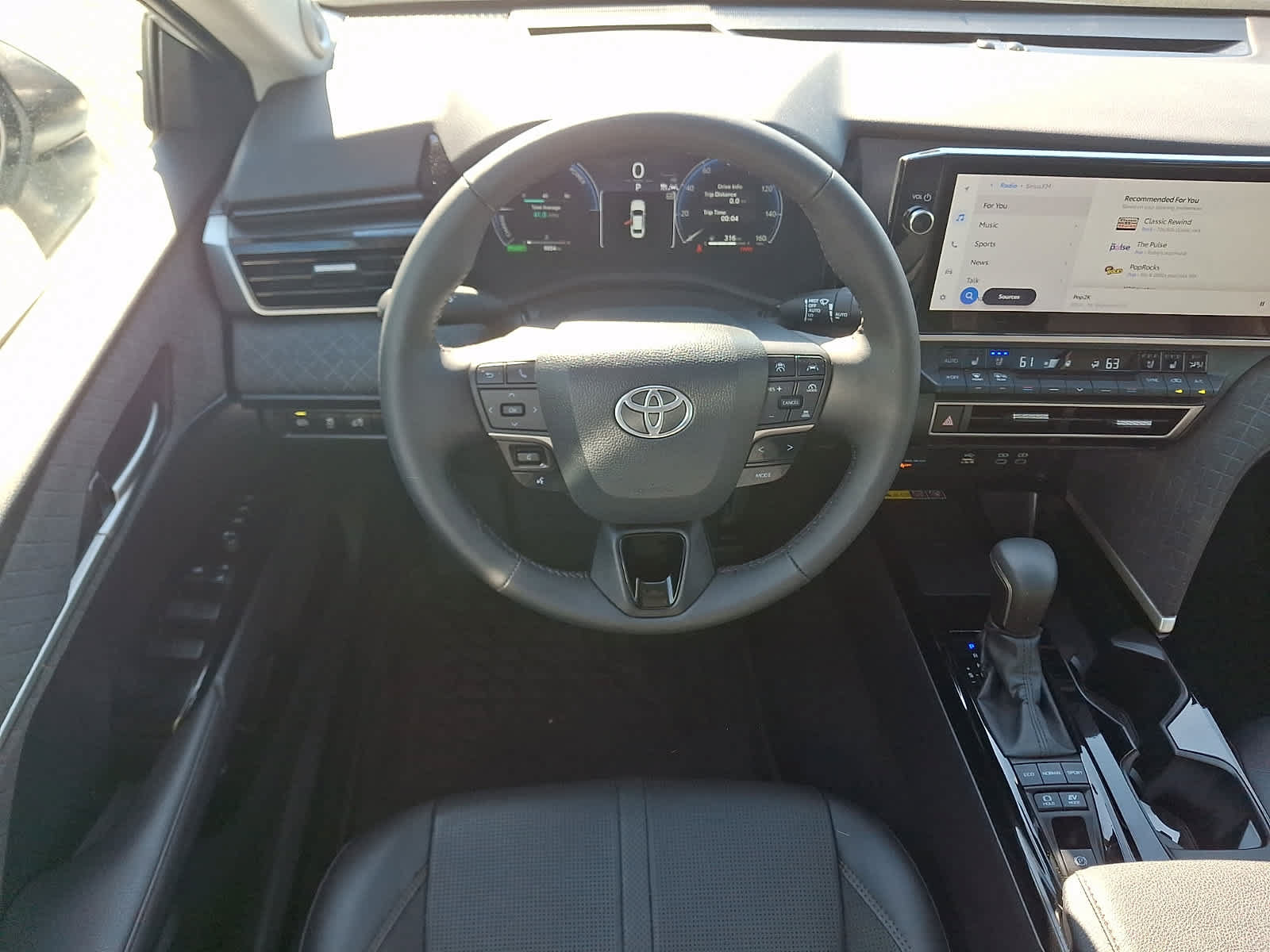 Certified 2025 Toyota Camry XLE w/ Premium Package AWD/4WD image 13