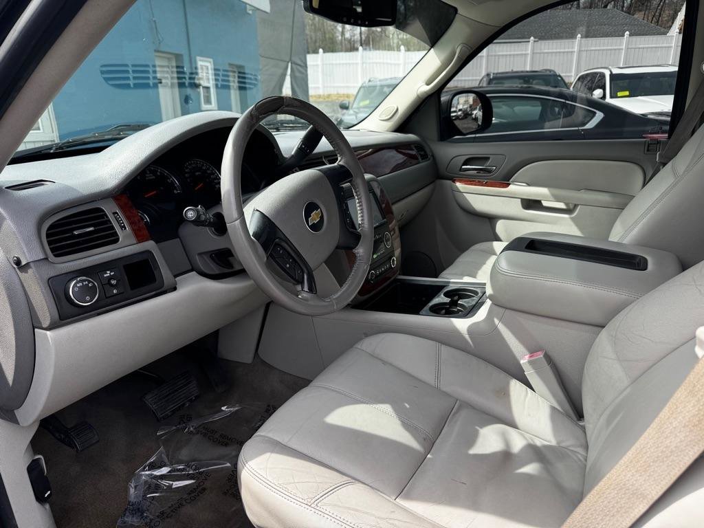 Used 2010 Chevrolet Tahoe LT image 13