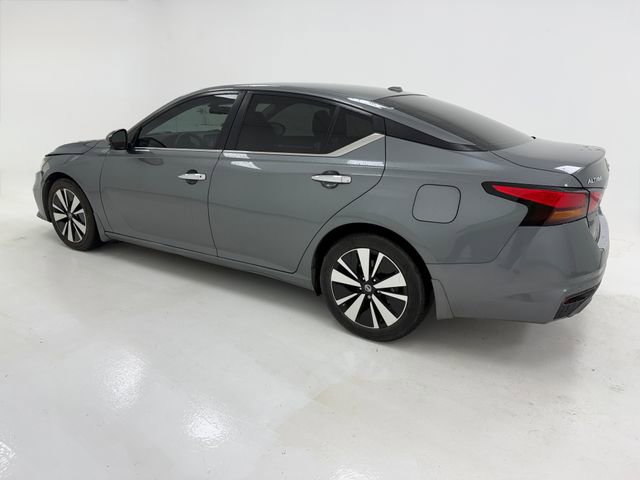 Used 2021 Nissan Altima 2.5 SV w/ SV Premium Package FWD image 17