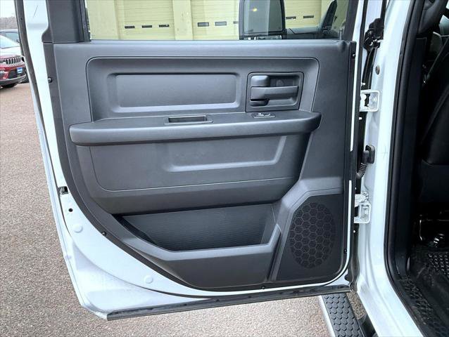 Certified 2024 RAM 3500 Tradesman w/ Chrome Appearance Group image 21