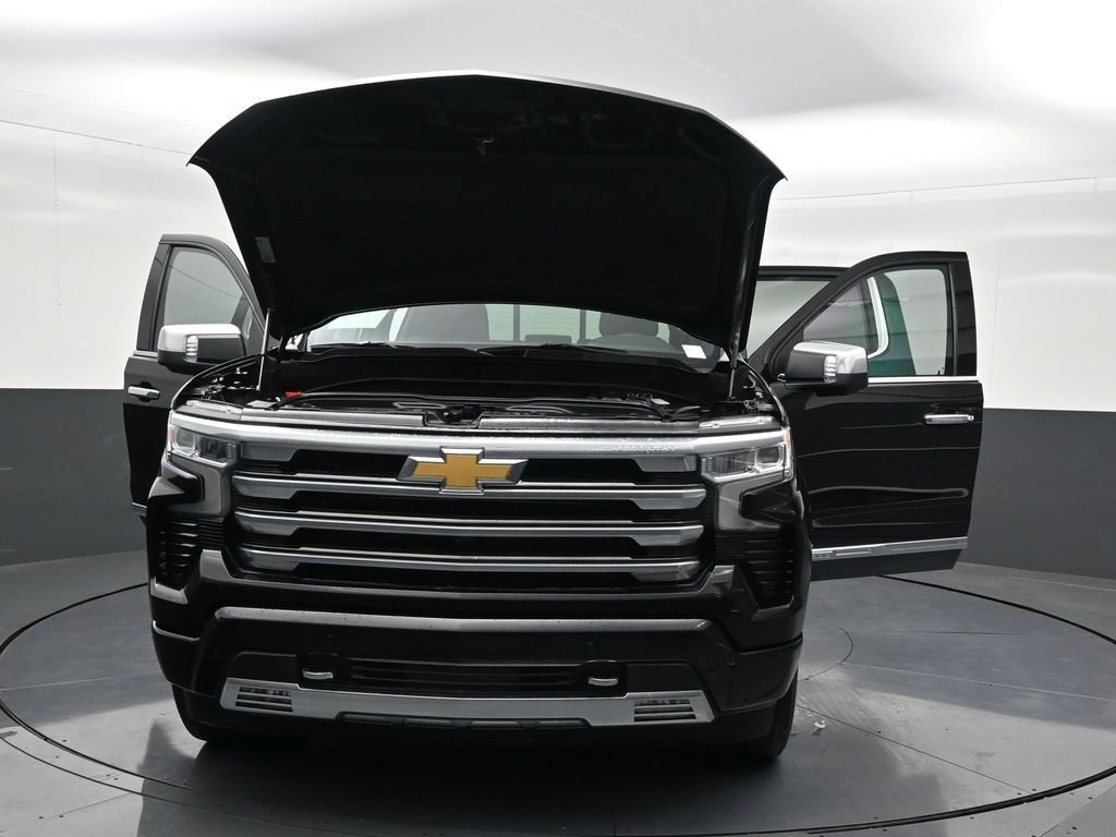 Used 2023 Chevrolet Silverado 1500 High Country image 36