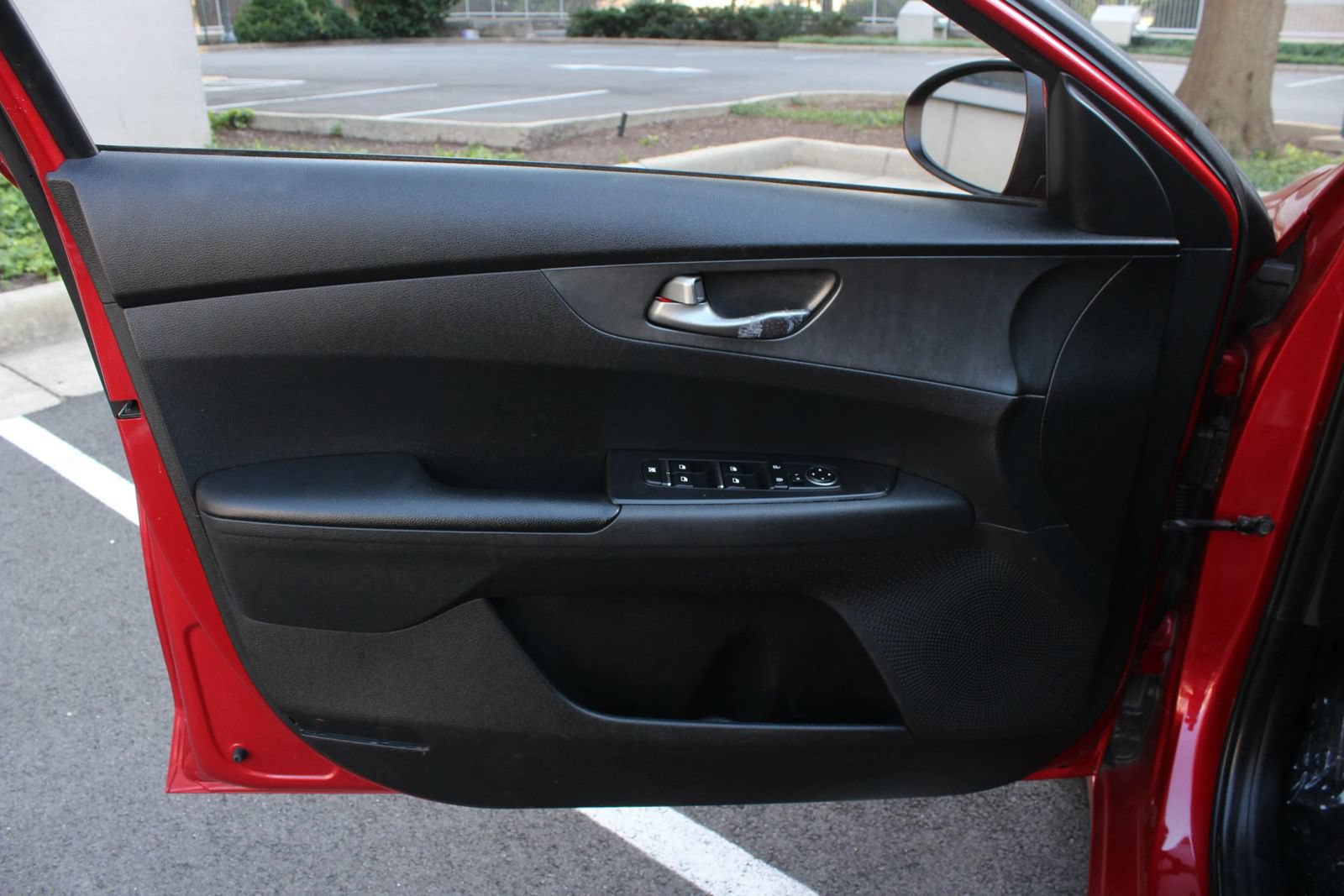 Used 2020 Kia Forte LXS FWD image 15