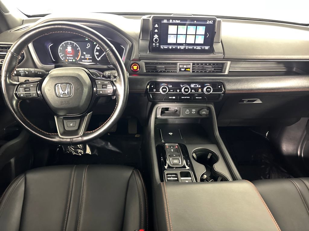 Used 2023 Honda Pilot TrailSport image 27