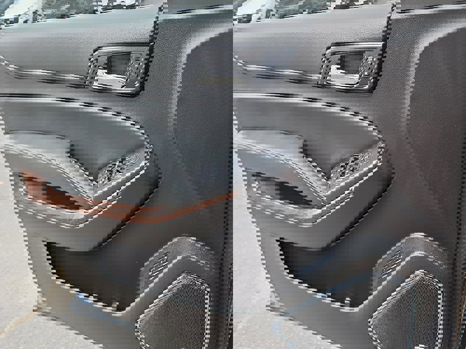 Used 2016 GMC Yukon SLT image 10