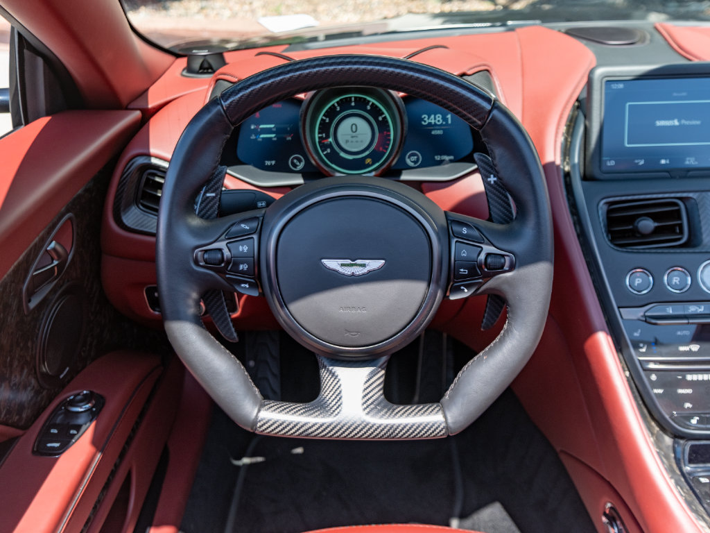 Used 2020 Aston Martin DBS Superleggera Volante RWD image 37