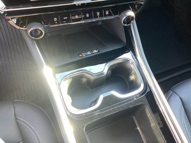 New 2026 Chevrolet Traverse LT w/ Midnight/Sport Edition image 23