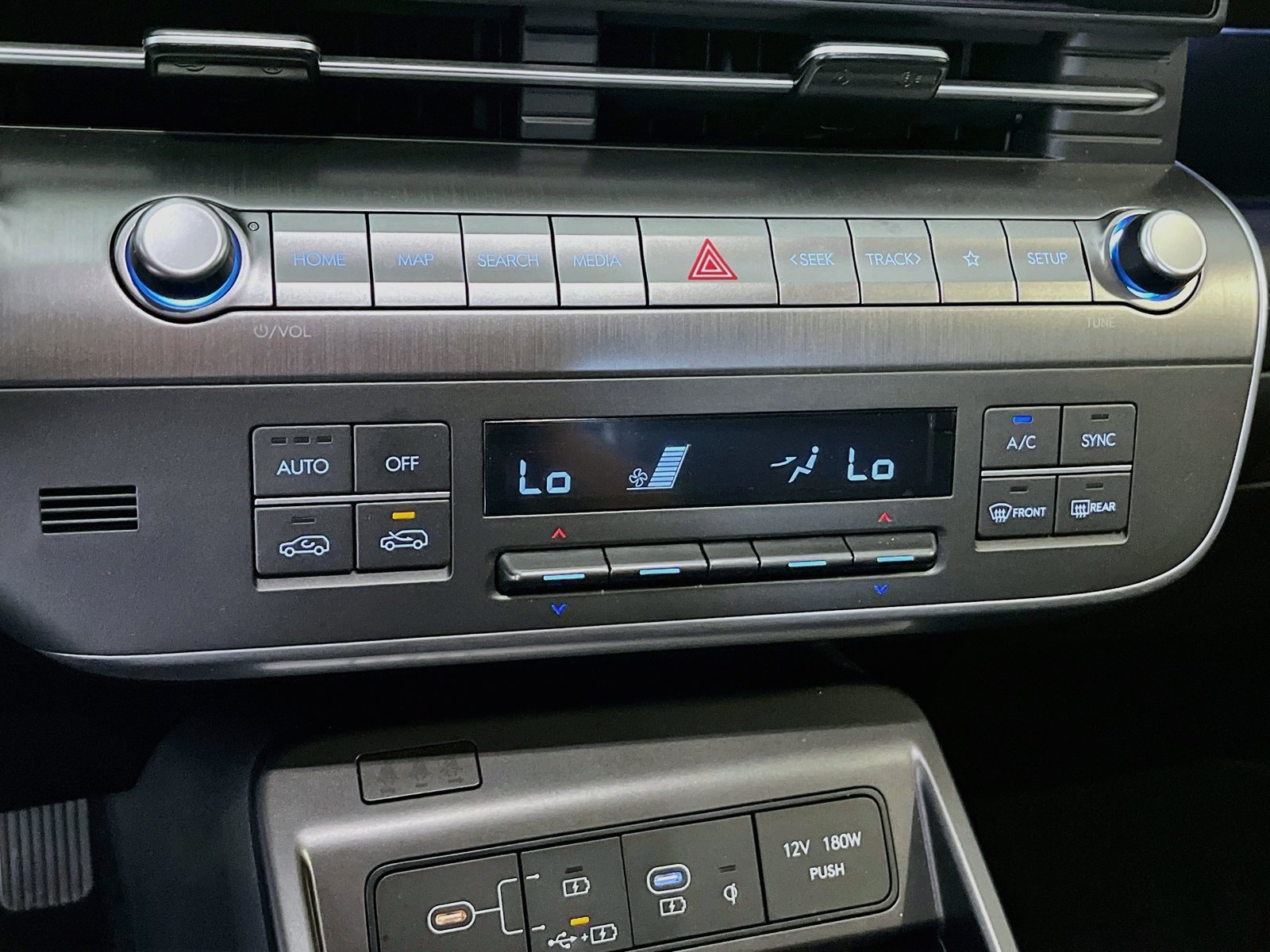 Used 2026 Hyundai Kona Limited AWD/4WD image 16