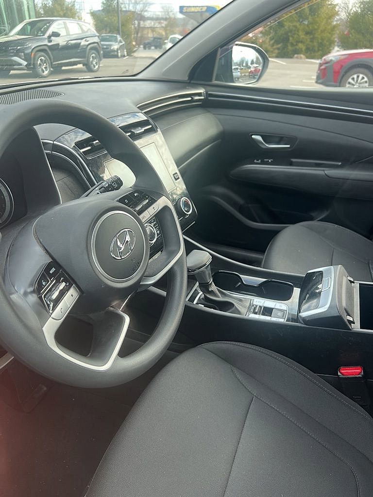 Used 2024 Hyundai Tucson SE image 9