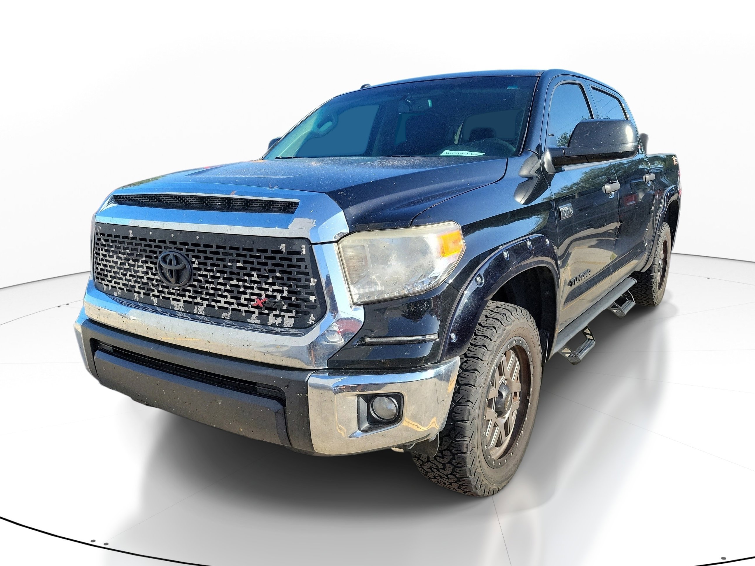 Used 2017 Toyota Tundra SR5 w/ SR5 Upgrade Package AWD/4WD image 3