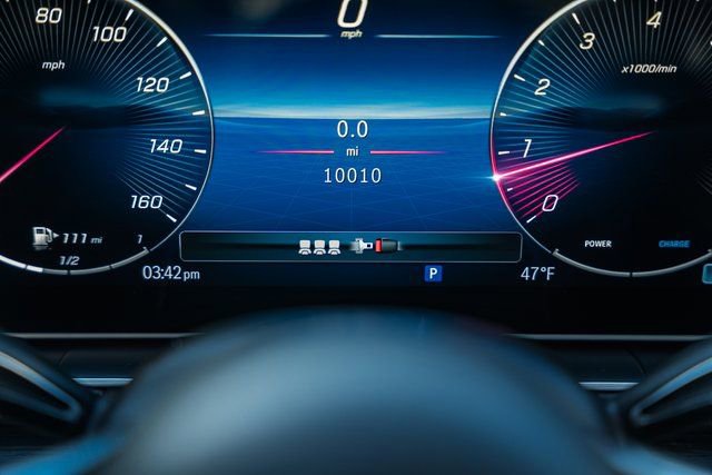 Certified 2024 Mercedes-Benz GLE 350 4MATIC w/ AMG Line Exterior image 43