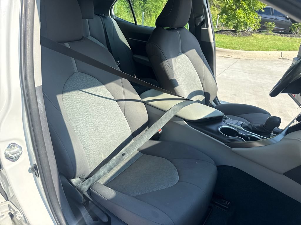 Used 2023 Toyota Camry LE FWD image 34