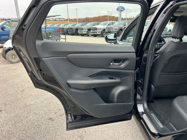 Used 2023 Nissan Ariya AWD image 44