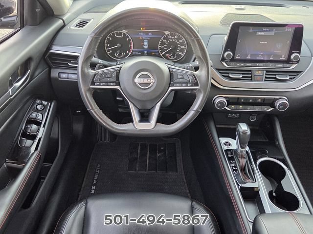 Used 2024 Nissan Altima 2.5 SR FWD image 11