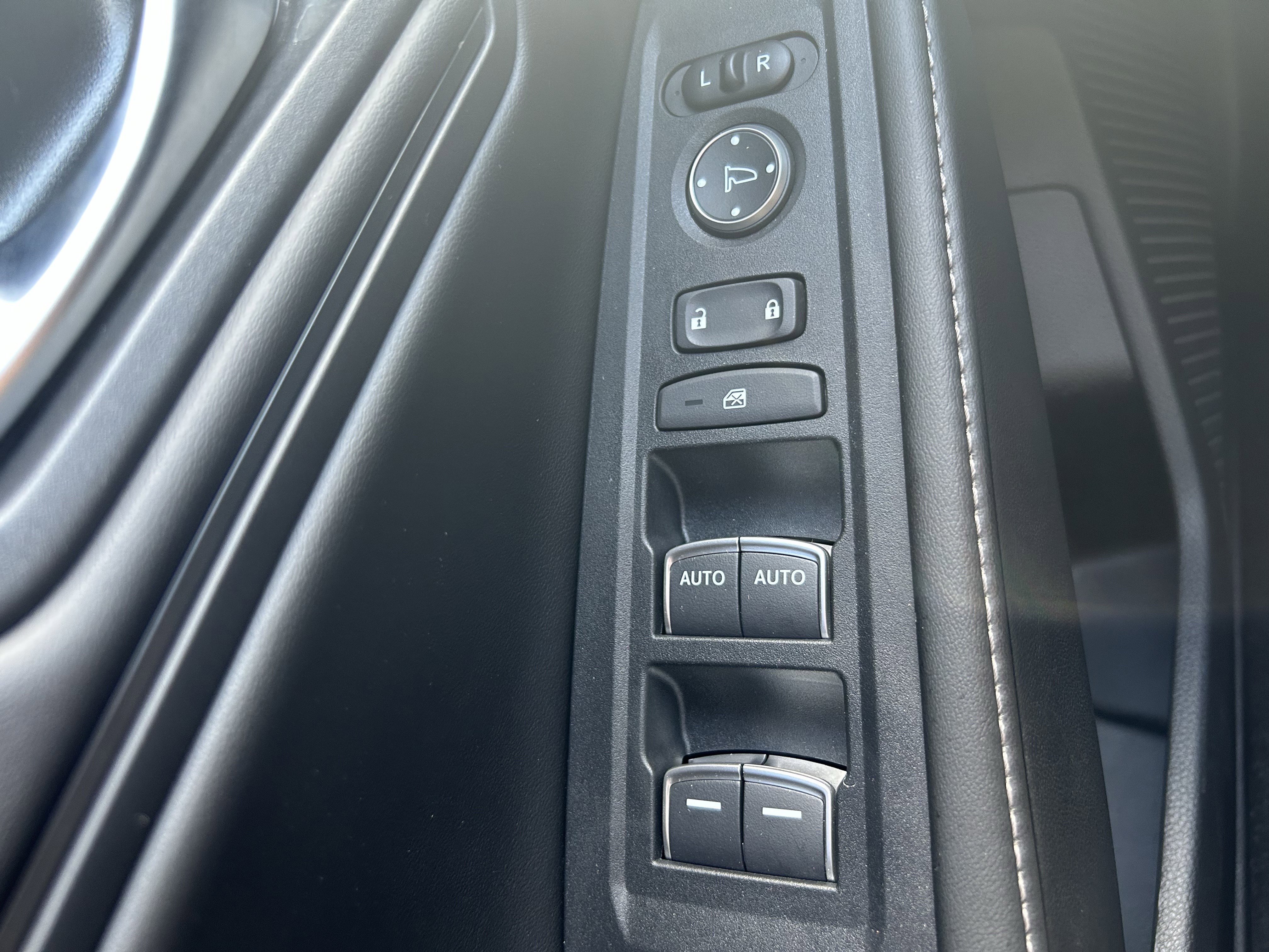 Used 2023 Honda Accord Sport image 14