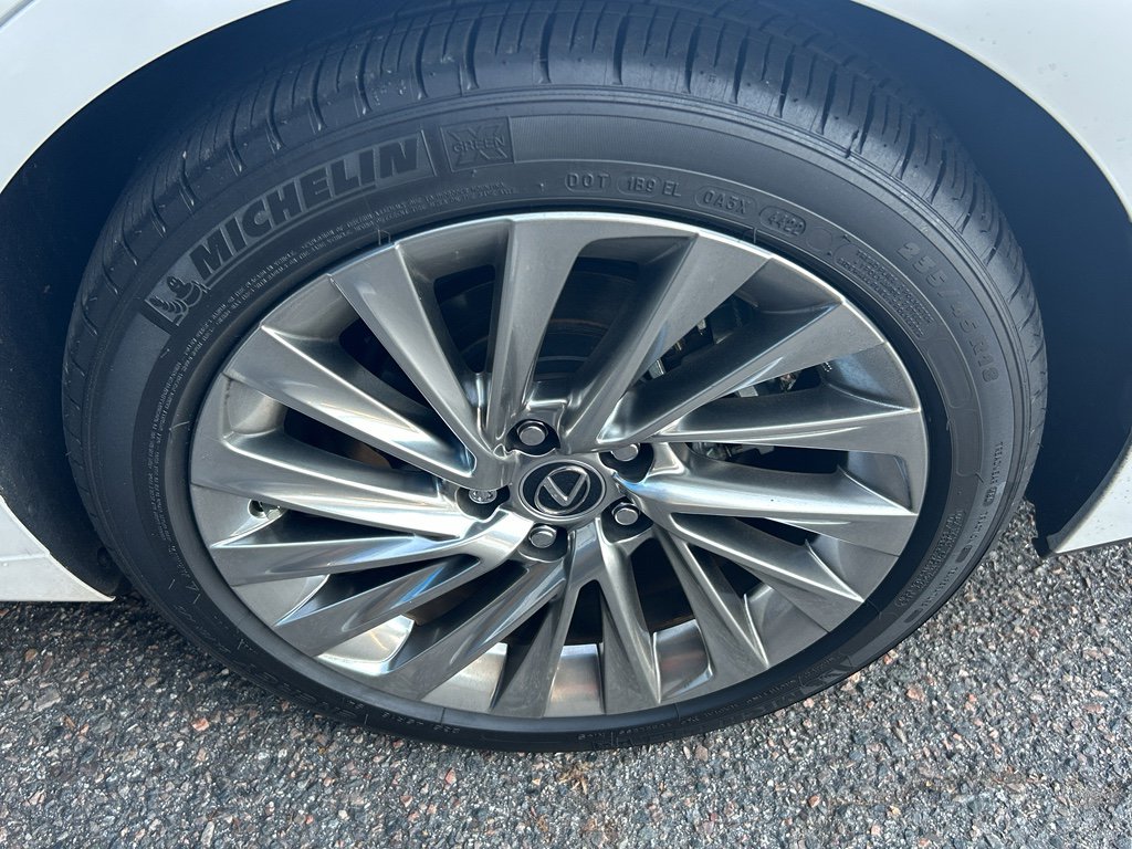 Used 2023 Lexus ES 350 Ultra Luxury image 23