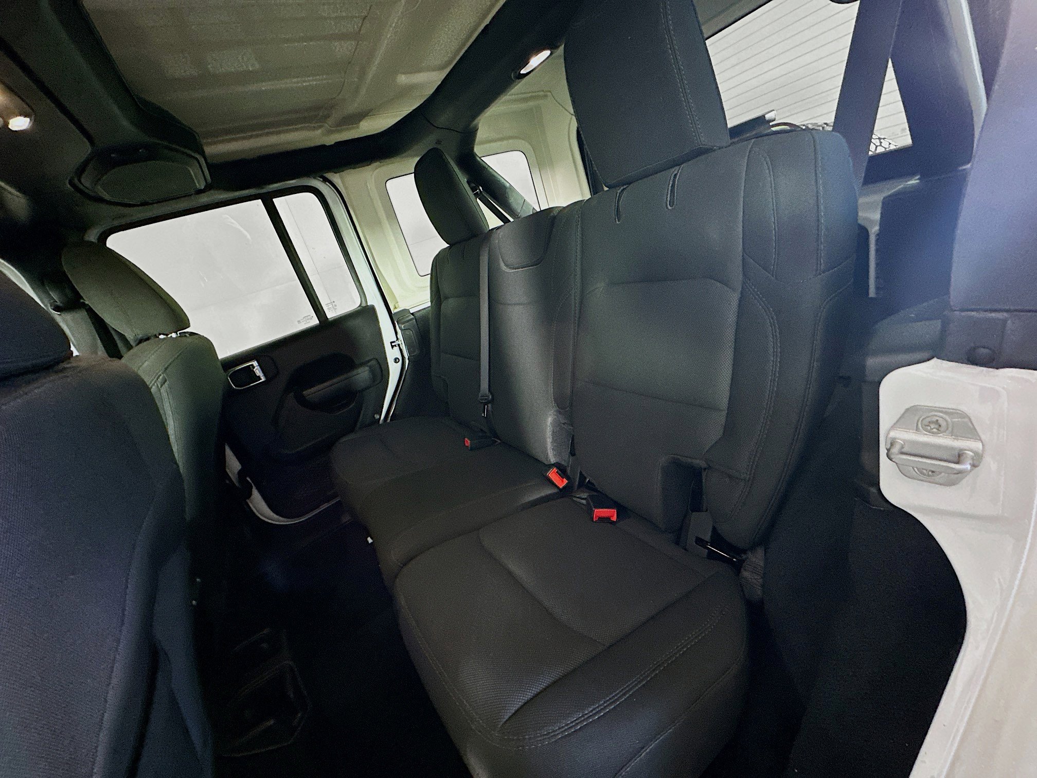 Used 2022 Jeep Wrangler Sport S image 26