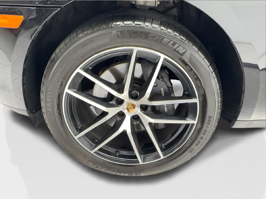 Used 2024 Porsche Macan Turbo AWD/4WD image 13