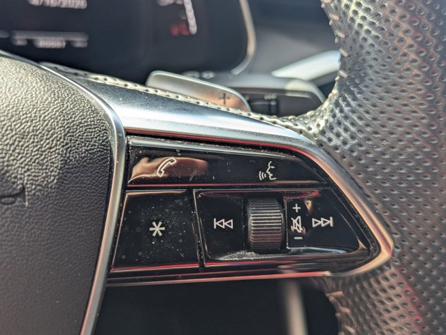 Used 2020 Audi S6 Premium Plus image 11